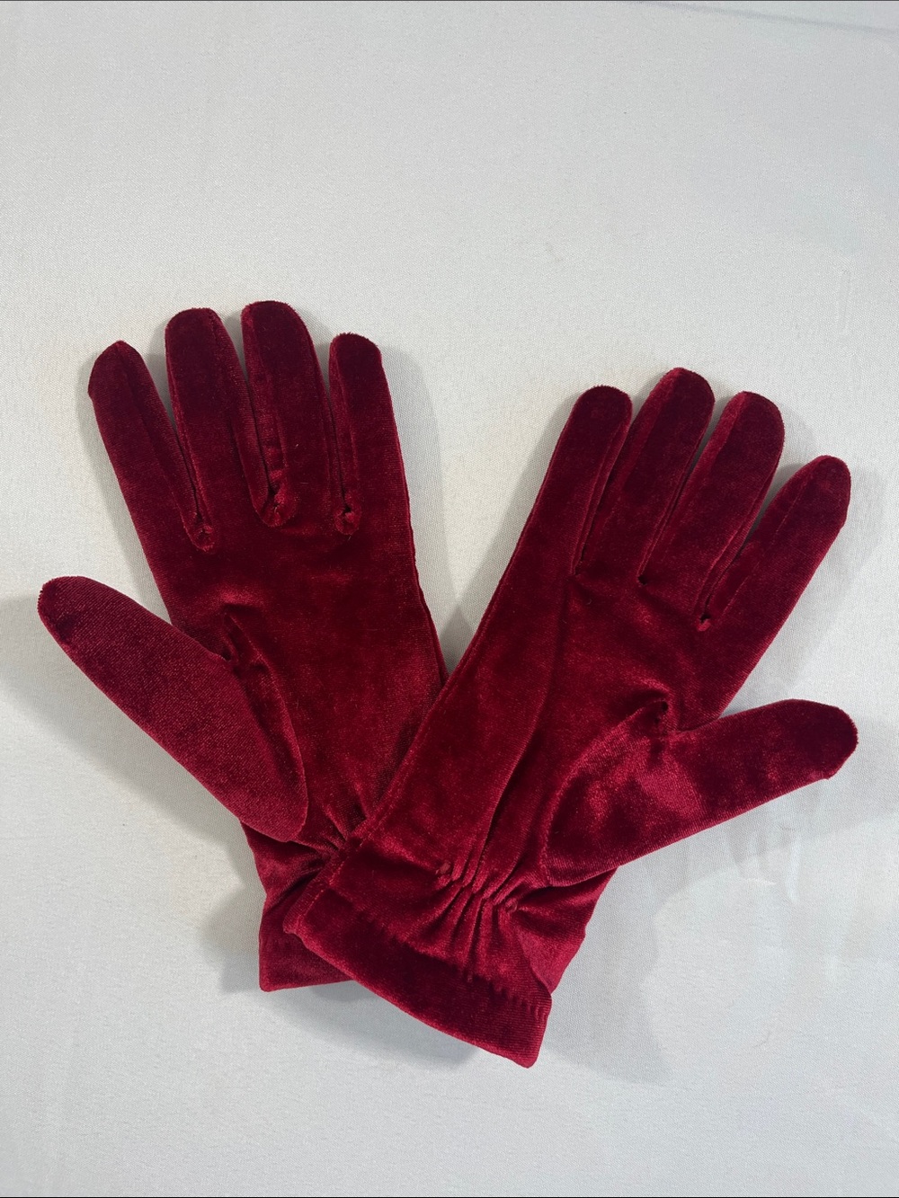 Cejon Velvet Gloves in Wine Red Thinsulate Lining One Size